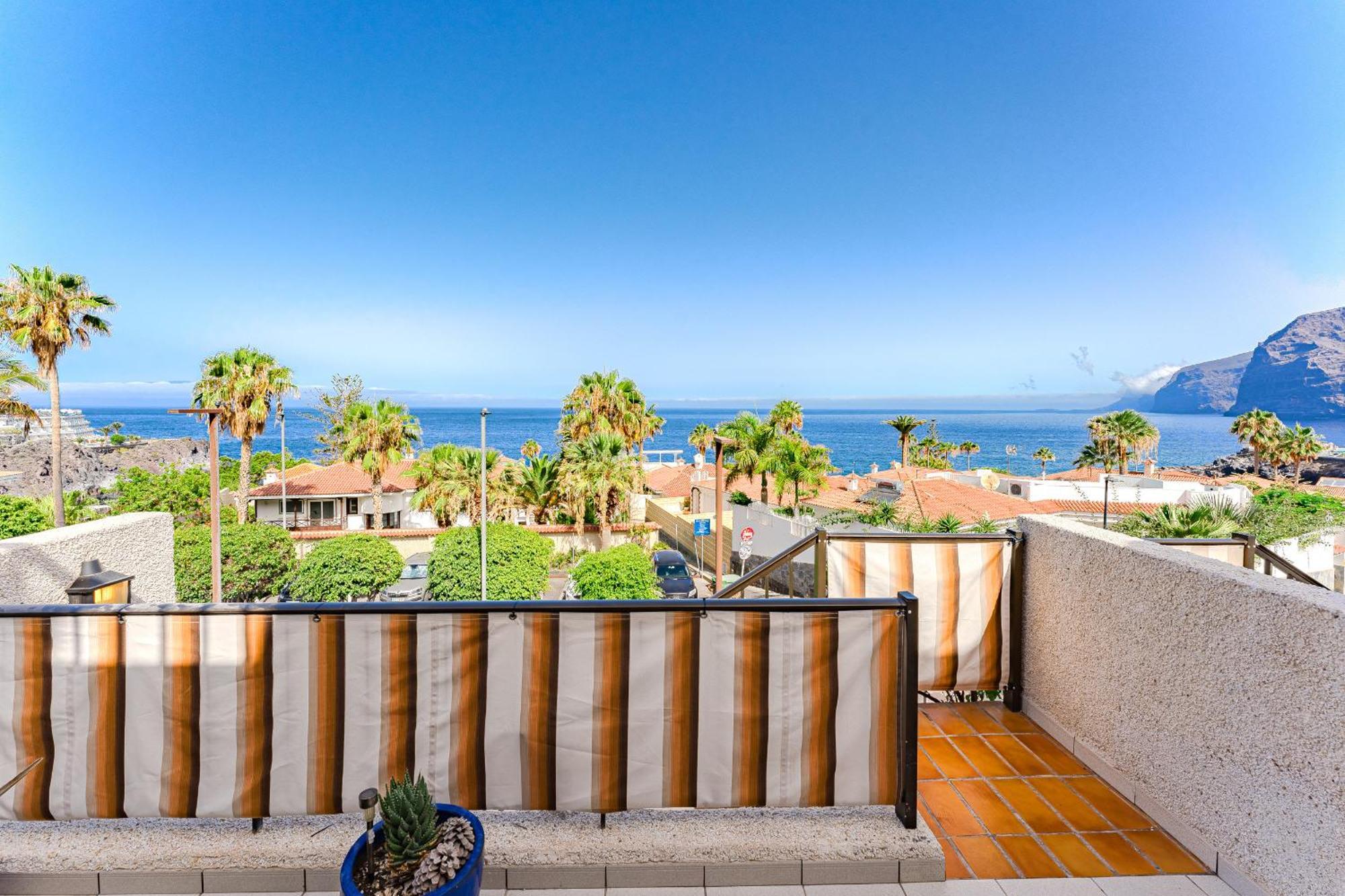 Sea View Apartment Deja Blue - Los Gigantes Puerto de Santiago  Zewnętrze zdjęcie
